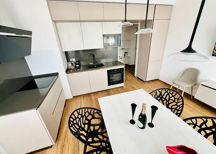 Lp San Giovanni Apartment *